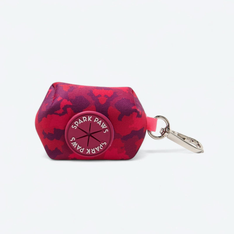 Set de correa y portabolsas para excrementos - Camuflaje Fucsia